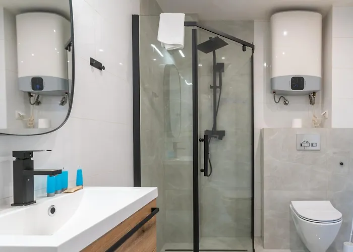 Fabryczna By Bookinghost * Katowice