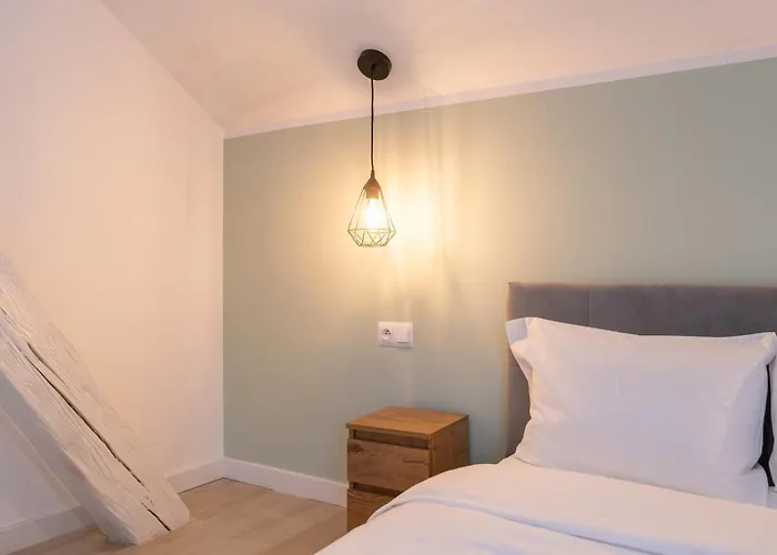 Fabryczna By Bookinghost Katowice